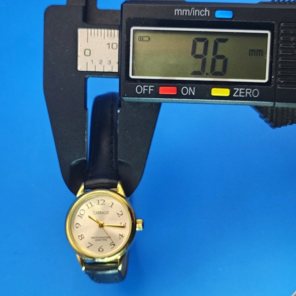 Vintage 2011 Carriage by Timex 22mm Women's Quartz‎ Cocktail Watch Sunburst Dial